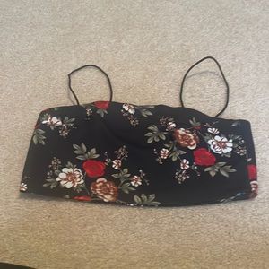 Navy flower crop tank top